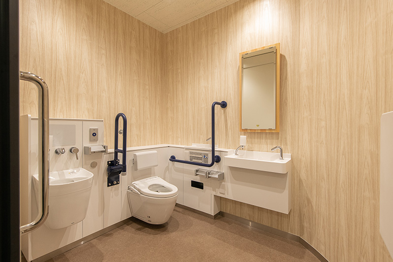 鴻巣市立鴻巣北中学校 トイレ改修